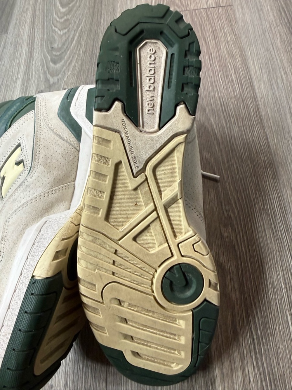 New Balance 650 High Top Size 10 White Green Suede Retro Dad Shoe Basketball NB - Picture 9 of 16